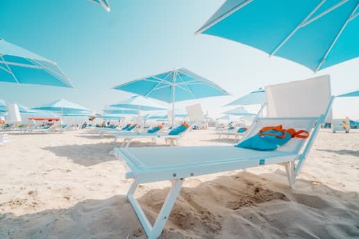 Ombrelloni da spiaggia professionali: i nostri consigli per la scelta 1 Ombrelloni da spiaggia professionali quali scegliere