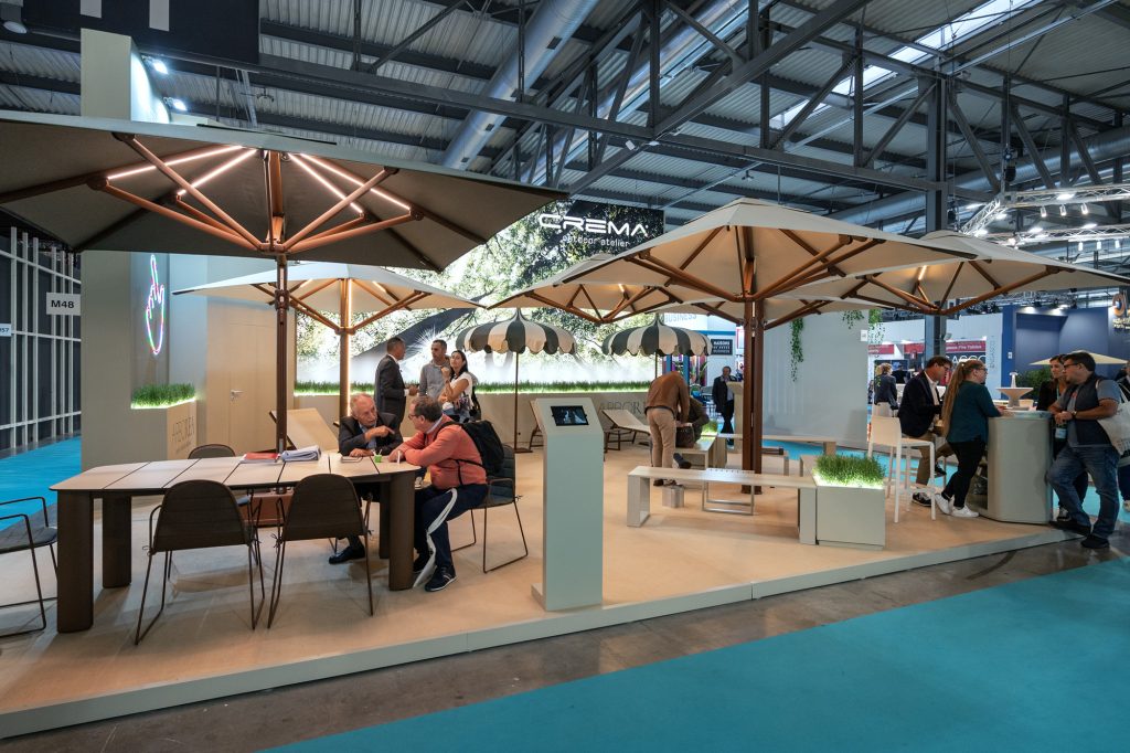 DOMOTIC PARASOLS FOR A SMART SHADE 7