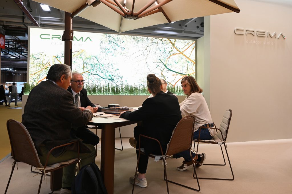 EQUIP HOTEL CREMA OUTDOOR 2024