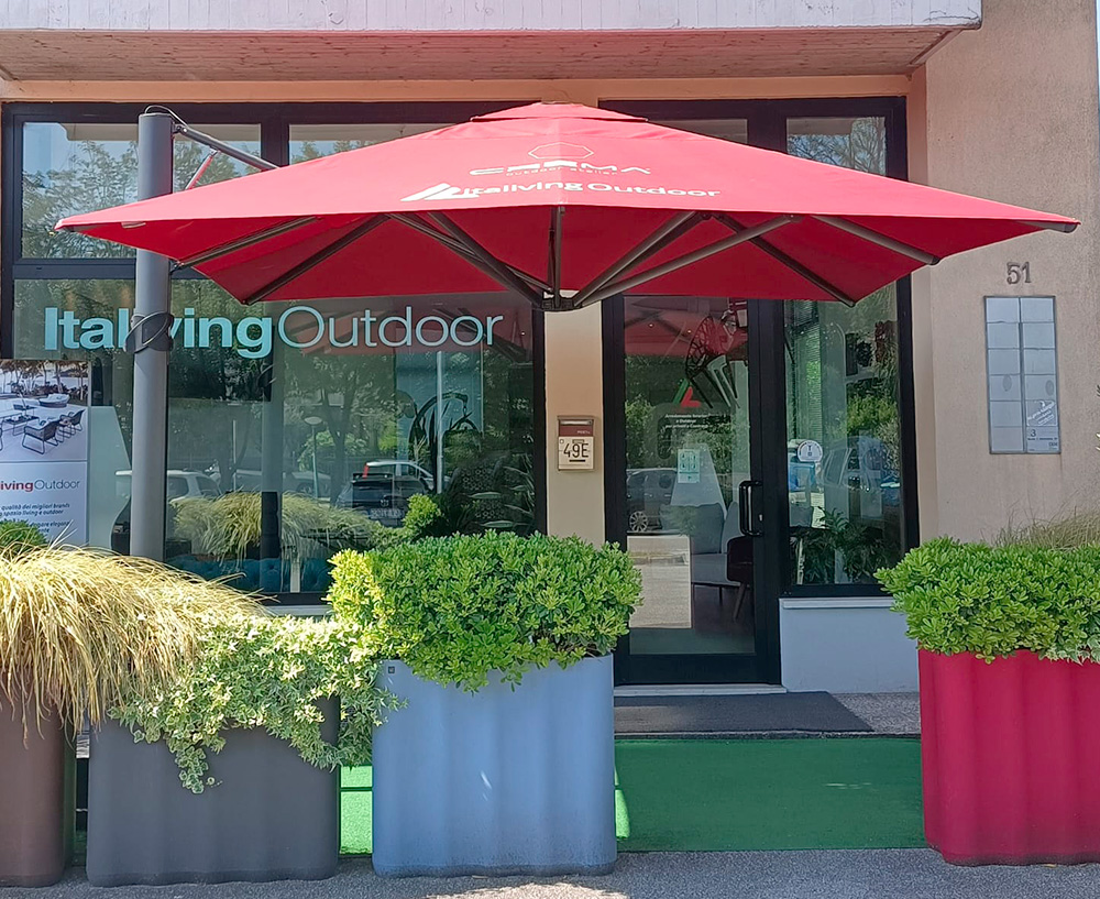PAN.0005 OUTLET CREMA OUTDOOR